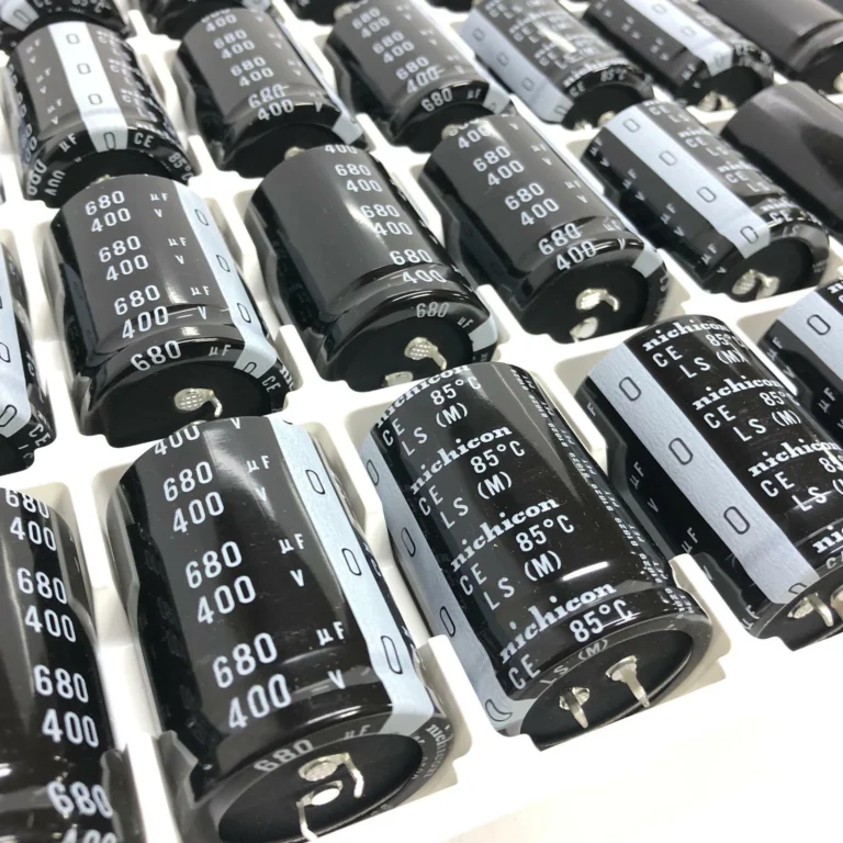 nichicon Capacitor 680uf - 400V